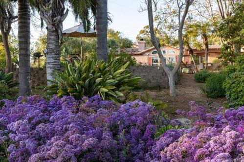 1992 Warmlands Ave, Vista CA  92084-3332 exterior