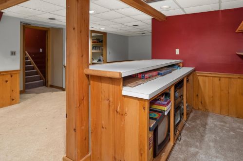 10 Lorri Rd, Derry NH  03038-4112 exterior