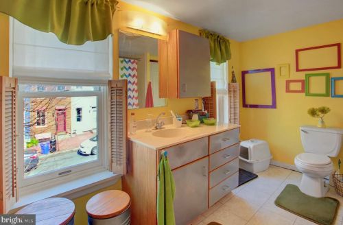 405 Boas St, Harrisburg PA 17102-1707 exterior