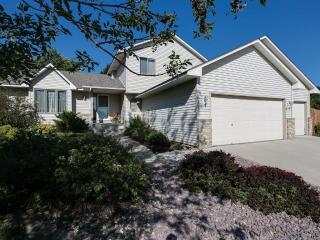 16309 Harmony Path, Lakeville, MN 55044-6305