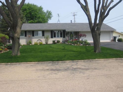 510 Hope Ave, Ripon, WI 54971-1708