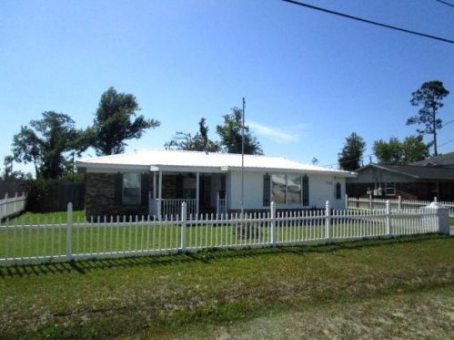 1210 Pennsylvania Ave, Lynn Haven, FL 32444-2638