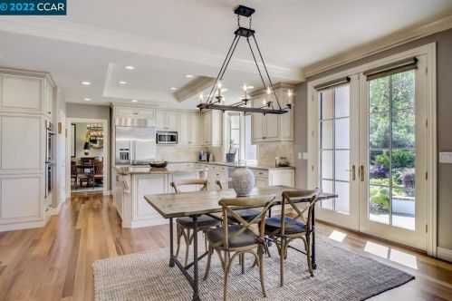 695 Blue Spruce Dr, Danville CA  94506-4525 exterior