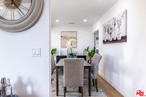 3003 Alabama St, Glendale CA  91214-2702 exterior