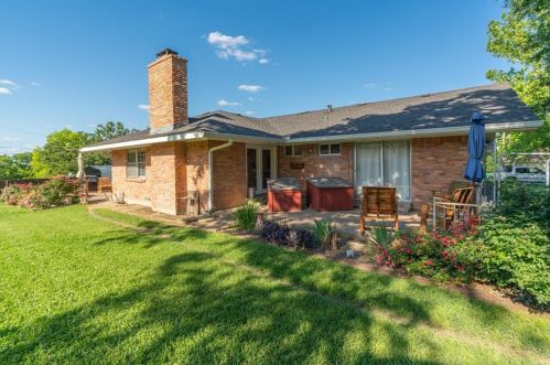 906 Lakewood St, Greenville TX  75401-2144 exterior