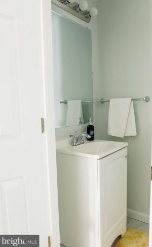 116 Buttonwood Ave, New Castle DE  19720-3606 exterior