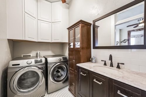 313 14, Galveston TX 77550-8226 exterior