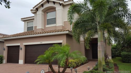 8256 Savara Streams Ln, Boynton Beach, FL 33473-7892