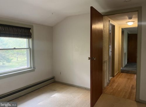 103 Meadowood Dr, Lansdale PA 19446-1610 exterior