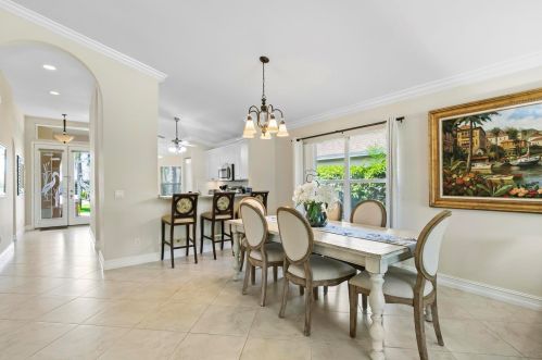 769 101 Ave, Naples FL 34108-3205 exterior