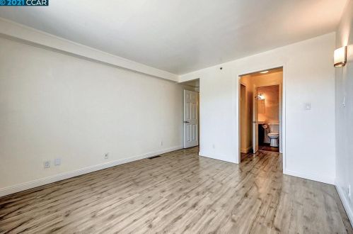 3879 Radburn Dr, South San Francisco CA  94080-4054 exterior