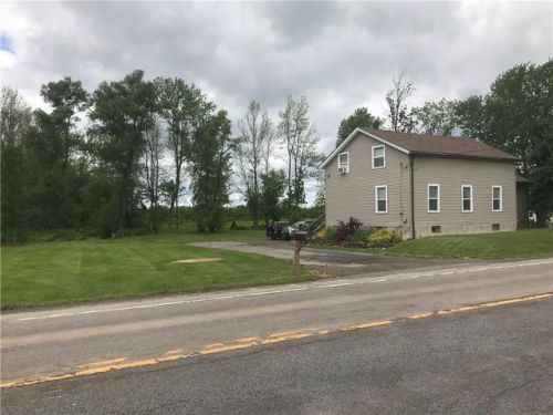 3943 Sweden Walker Rd, Brockport, NY 14420-2721