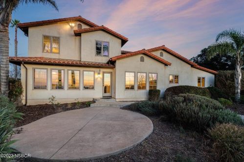 2114 Fallen Leaf Dr, Santa Maria CA  93455-5733 exterior