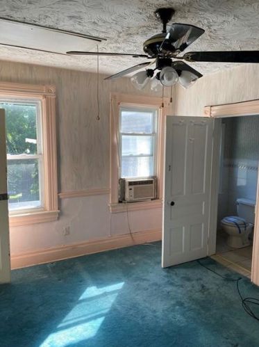 712 Gaskill Ave, Jeannette PA  15644-3302 exterior