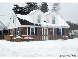 312 Oakwood St, Rome, NY 13440-3807