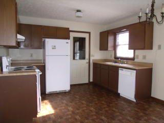 928 Winterberry Dr, Fayetteville NC  28314-6000 exterior