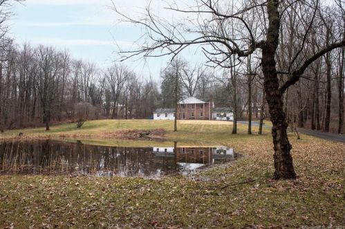 14 Foote Hill Rd, Northford CT  06472-1335 exterior