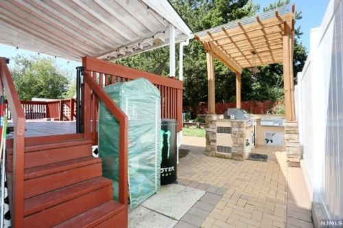 384 Elm Ave, Bogota NJ  07603-1501 exterior