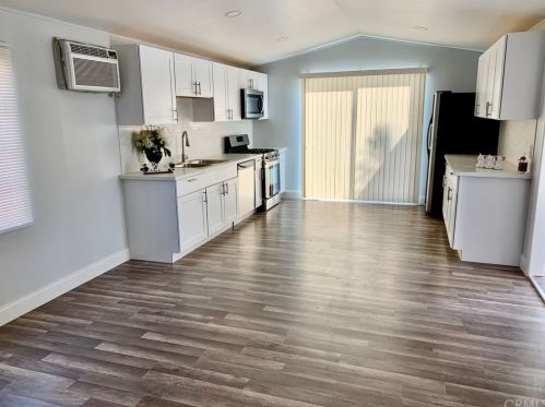 20855 Sylvester Rd, Lake Elsinore, CA 92530-0531