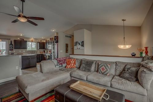 4385 Kidwell Ln, Covington, KY 41017-9206