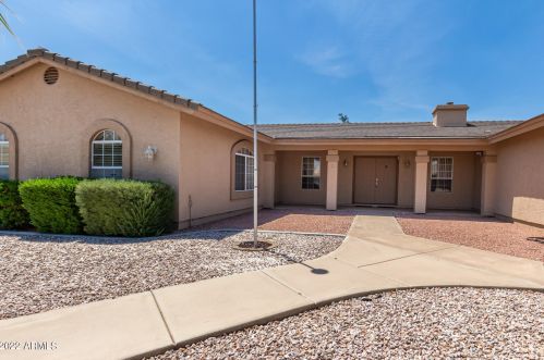 1444 Creston Cir, Mesa, AZ 85204-6448