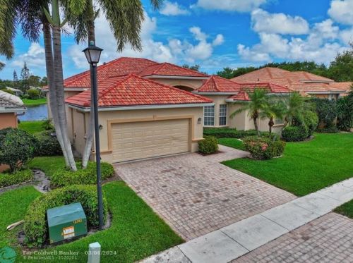 13824 Viale Venezia, Delray Beach, FL 33446-3712
