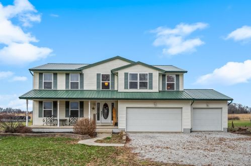 3482 Pleasant Hill Rd, Marion, OH 43302-9465
