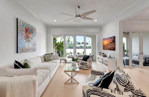 1391 Estuary Trl, Delray Beach FL  33483-5934 exterior
