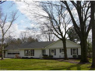 70 Colony Dr, Hudson, OH 44236-3312