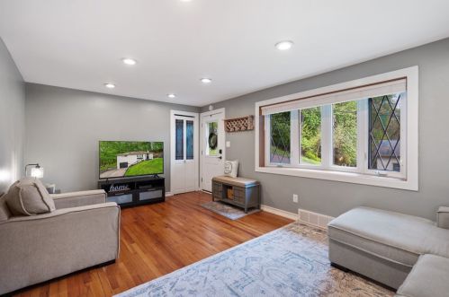 149 Princeton Ave, Pittsburgh, PA 15229-1650