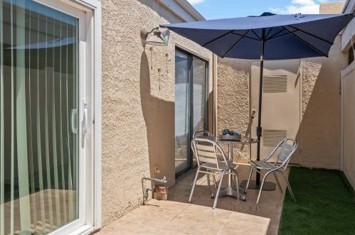 35603 Feliz Ct, Rancho Mirage CA  92270-1231 exterior