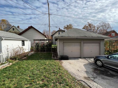 1544 59th St, Milwaukee WI 53214-5123 exterior