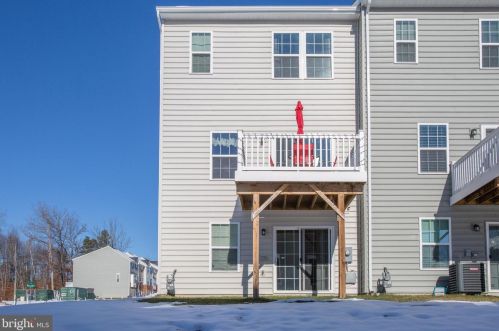 100 Rising Sun Rd, Fredericksburg VA  22405-9424 exterior