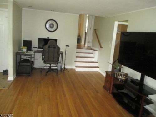 708 Franklin St, Belvidere NJ  07823-2004 exterior