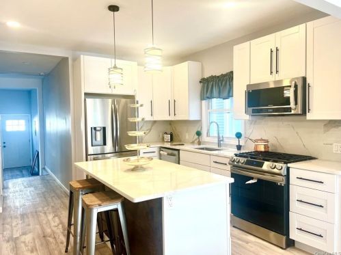 22 Prince St, Middletown NY  10940-3948 exterior