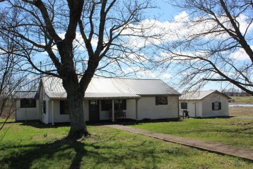 142 Eugene Reed Rd, Woodbury, TN 37190-5751