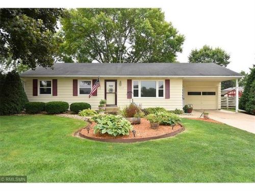 1217 10th St, Faribault, MN 55021-6624