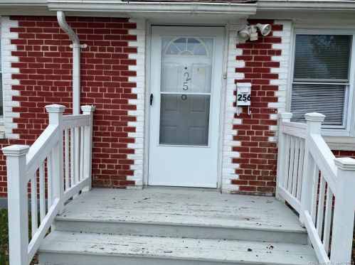 256 Pearl Harbor St, Bridgeport CT  06610-2383 exterior