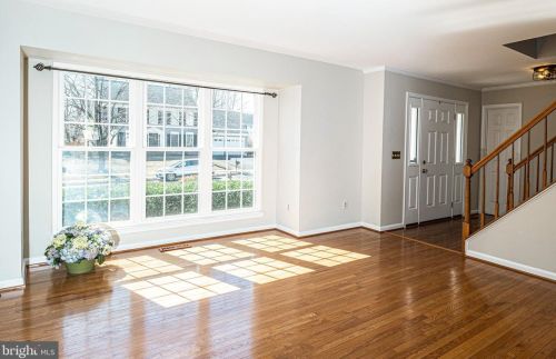 206 Wingate Pl, Leesburg VA 20175-2531 exterior