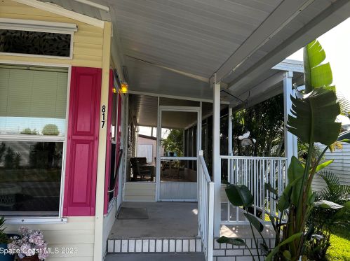 817 Oriole Cir, Sebastian FL  32976-7520 exterior