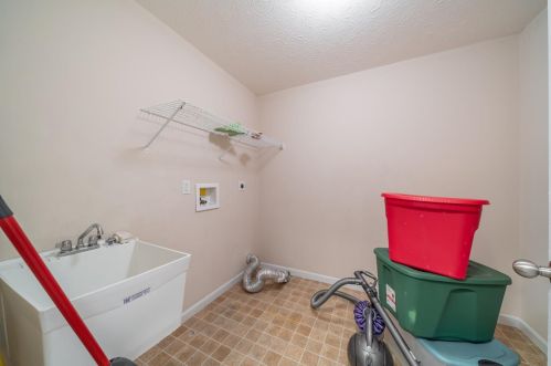 4238 Bobwhite Dr, Stonelick OH  45103-3700 exterior