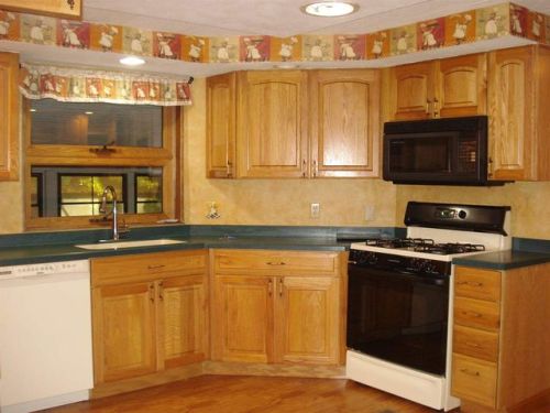 18 Wheel Way, Danville NH  03819-3182 exterior