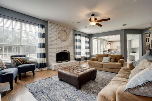 1900 Ring Teal Ln, Lewisville TX  75028-7291 exterior