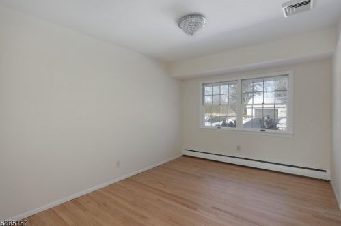 1 Prince Rd, Parsippany NJ  07054-4822 exterior