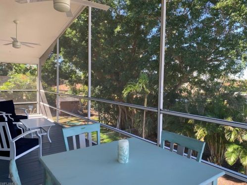 27647 Franklin St, Bonita Springs, FL 34134-3952