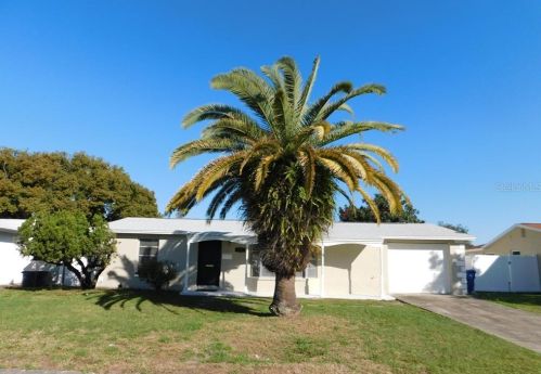 7527 Cumber Dr, New Port Richey, FL 34653-2428