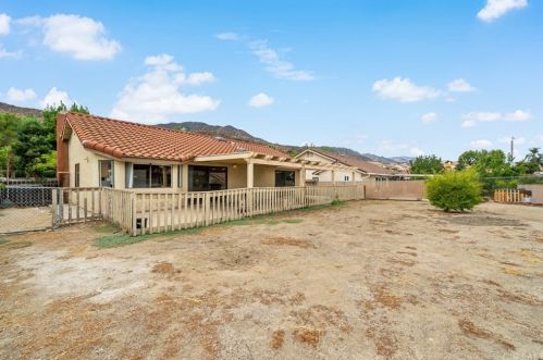 16078 Union Ave, Lake Elsinore CA  92530-1449 exterior