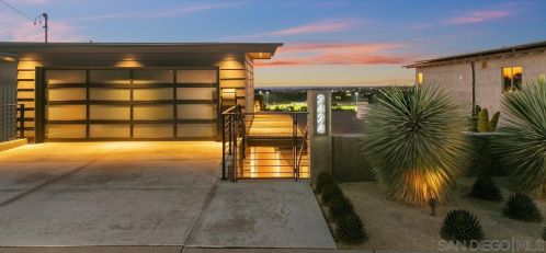 2424 Palermo Dr, San Diego, CA 92106-1221
