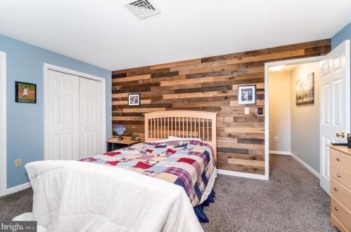 615 Gates Ln, West Enola PA  17025-1600 exterior