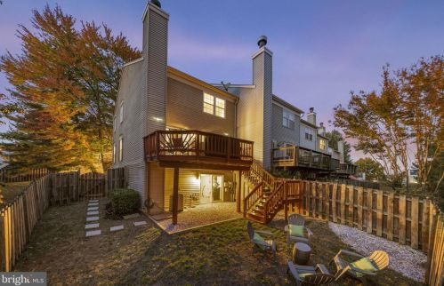 16869 Miranda Ln, Woodbridge VA  22191-5142 exterior